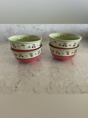 Pfaltzgraff Pistoulet Jana Kolpen 1990s Ceramic Bowls in Green & Coral, Set of 4
